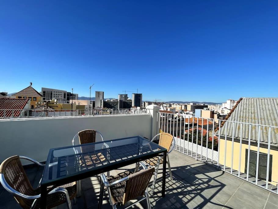 Апартаменти 1Br Hidden Gem At The Nook Гібралтар Екстер'єр фото
