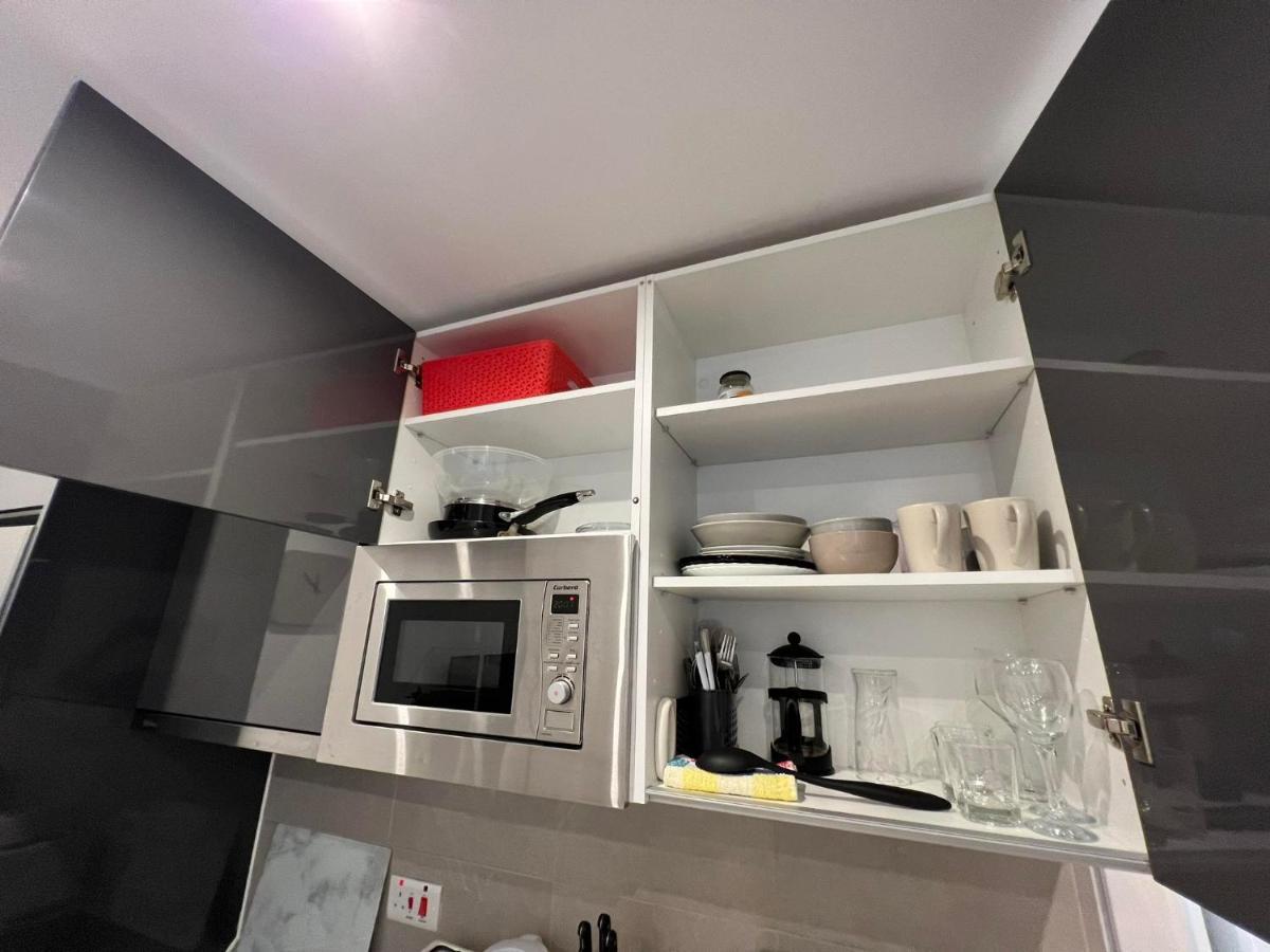 Апартаменти 1Br Hidden Gem At The Nook Гібралтар Екстер'єр фото